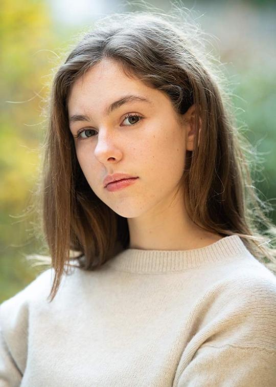 埃洛伊塞·韦伯 Eloise Webb