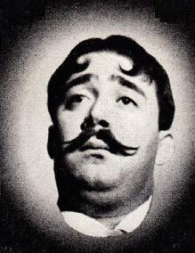穆斯塔什 Moustache