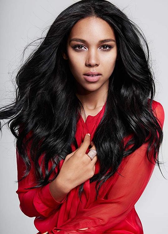 亚历山德拉·希普 Alexandra Shipp
