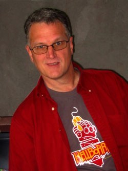 塔德·斯通斯 Tad Stones