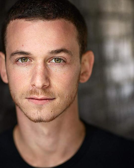 亚伦·沃多沃兹 Aaron Vodovoz