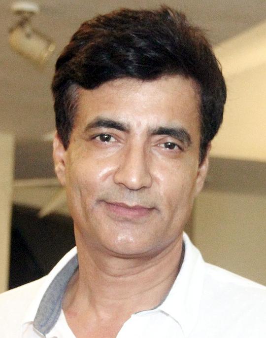 纳任迪拉·吉哈 Narendra Jha