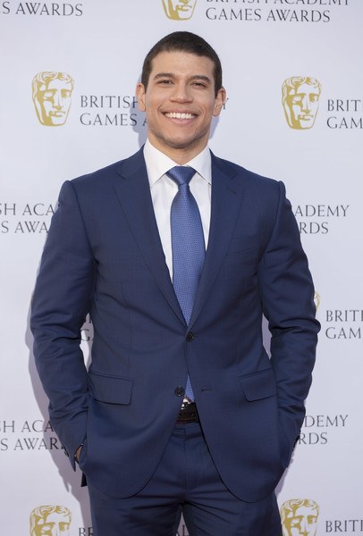 亚历克斯·埃尔南德斯 Alex Hernandez