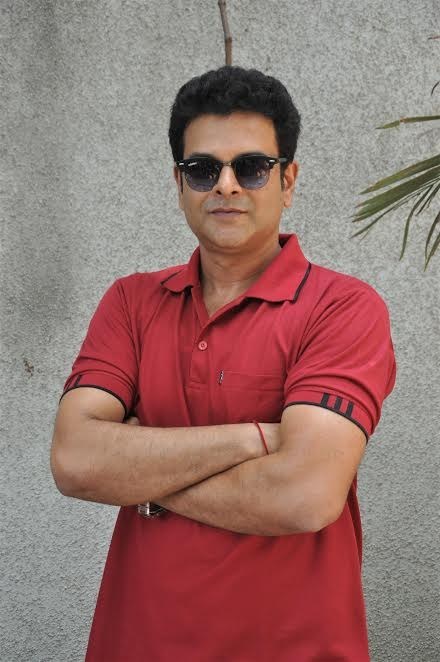 达尔曼德拉·吉尔 Dharmendra Gohil