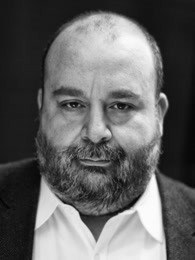 罗杰·内瓦雷斯 Roger Nevares