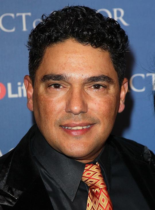 尼古拉斯·特图罗 Nicholas Turturro