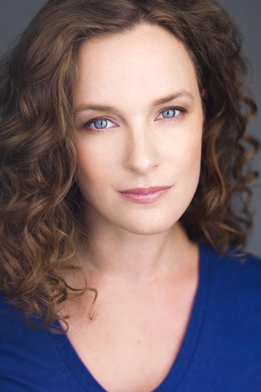 凯蒂·弗拉格 Katie Flahive