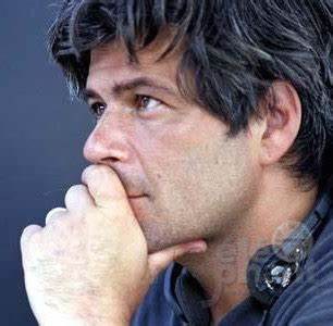 约翰·勒库耶 John L'Ecuyer