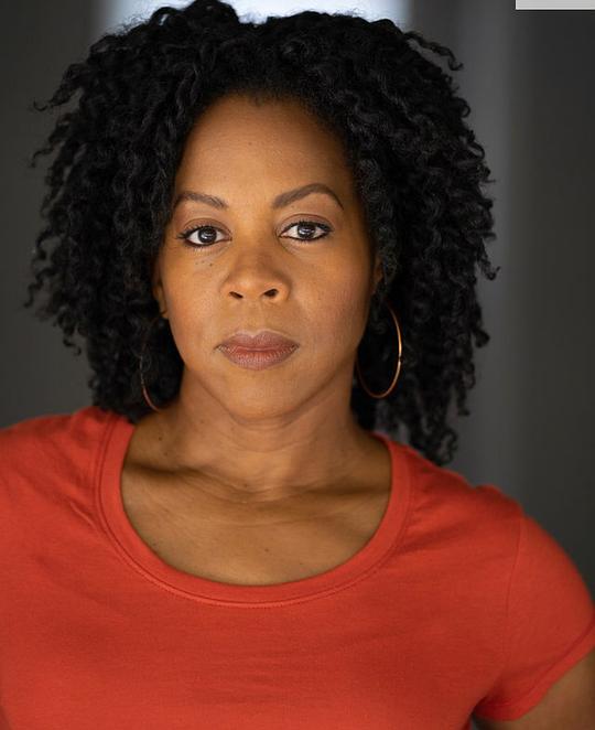 唐吉·安布罗斯 Tangie Ambrose