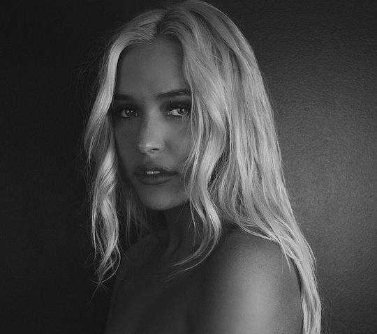 Lennon Stella Lennon Stella