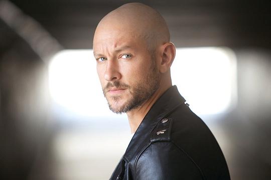 迈克尔·加雷兹戴 Michael Graziadei