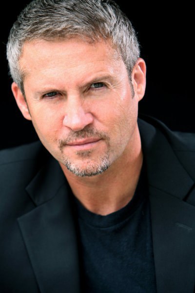 布莱恩·法里戴 Bryan Friday