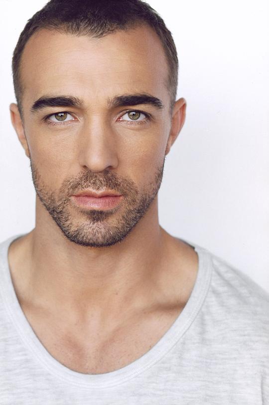 萨姆·厄普顿 Sam Upton