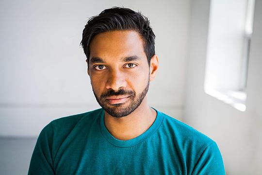 德什伊·帕达亚奇 Deshay Padayachey