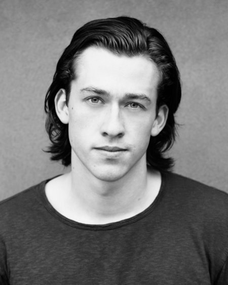 西蒙·斯通 Simon Stone