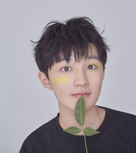 熊稳稳 Wenwen Xiong