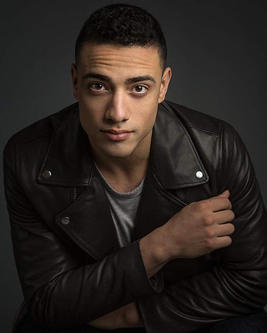 弗雷迪·米亚雷斯 Freddy Miyares