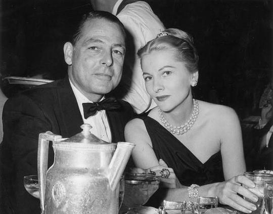 科利尔·扬 Collier Young