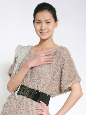 汤馨 Xin Tang