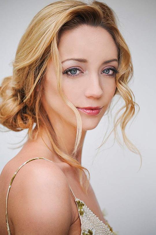 Sarah Scott Sarah Scott