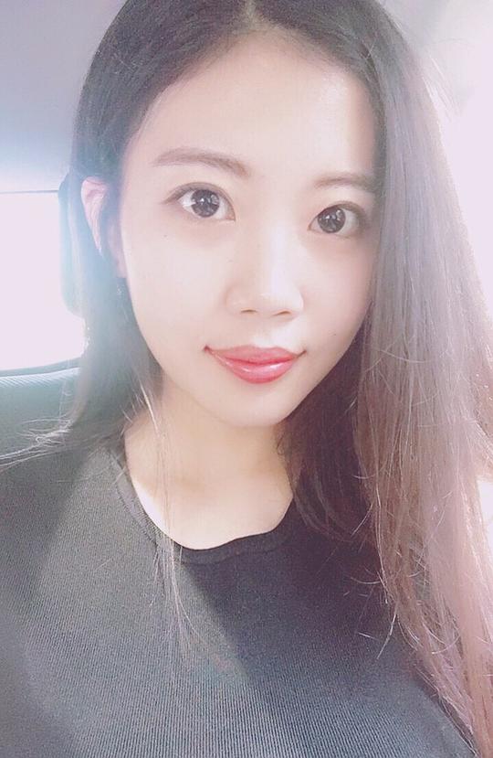 李诗萌 Shimeng Li