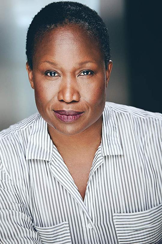 朱恩·卡里尔 June Carryl