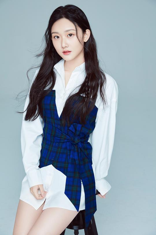 袁雨萱 Yuxuan Yuan