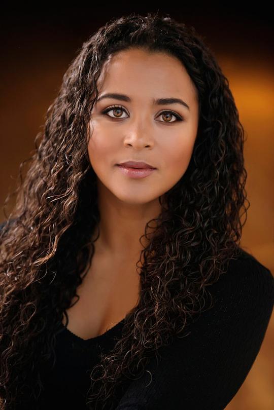 妮科尔·G·莱尔 Nicole G. Leier