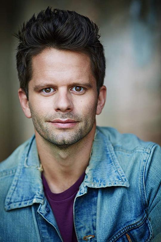 蒂姆·多伦 Tim Doiron