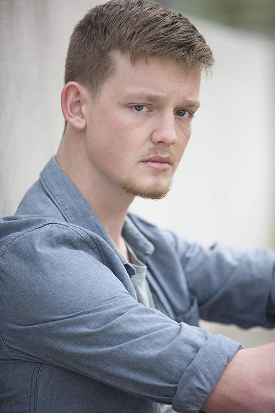 山姆·弗雷泽 Sam Fraser