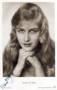黛西·多拉 Daisy D'Ora