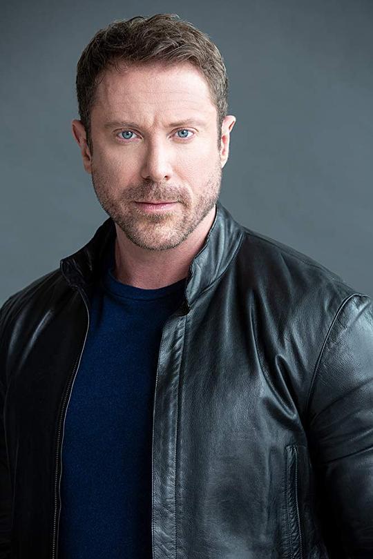 大卫·麦金尼斯 David MacInnis