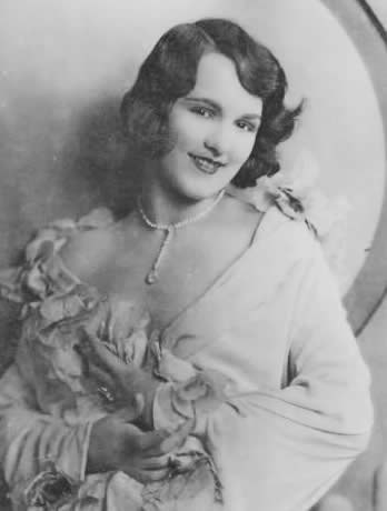 Caryl Lincoln Caryl Lincoln