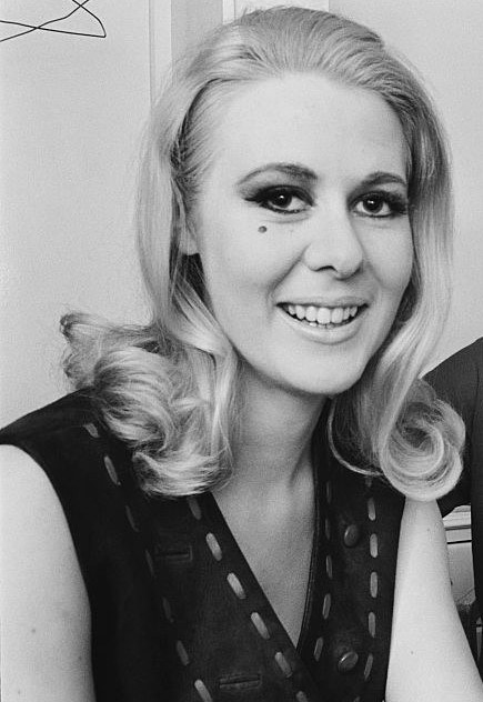 Valerie Van Ost Valerie Van Ost