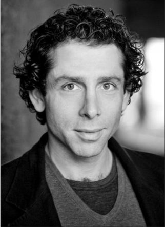 艾略特·利维 Elliot Levey