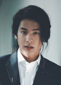 卡宁·淖布拉迪 Khanin Chobpradit