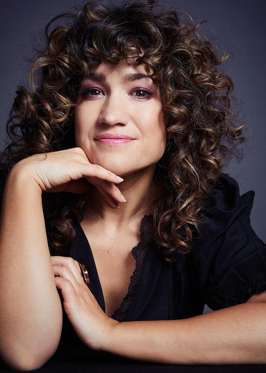 莎拉·斯蒂尔斯 Sarah Stiles