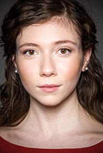 爱佳·尤卡塞 Ece Yuksel