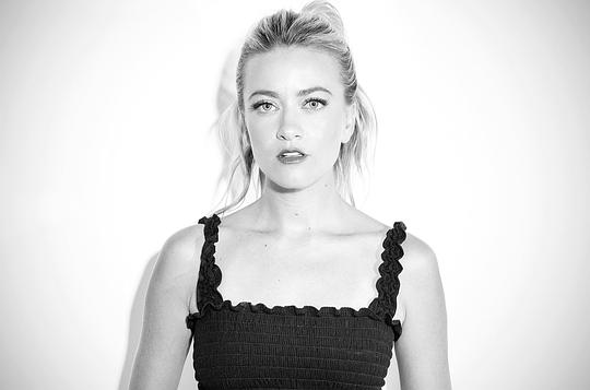 梅瑞迪斯·海格纳 Meredith Hagner
