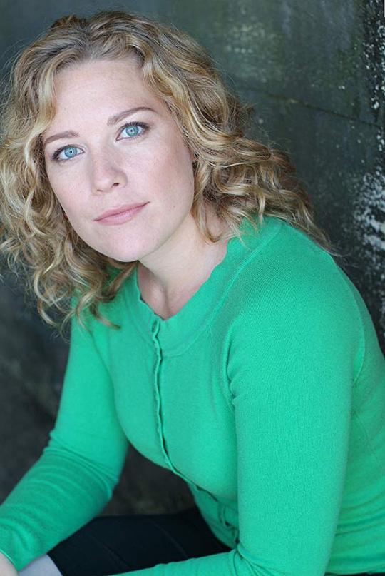 凯特·休利特 Kate Hewlett