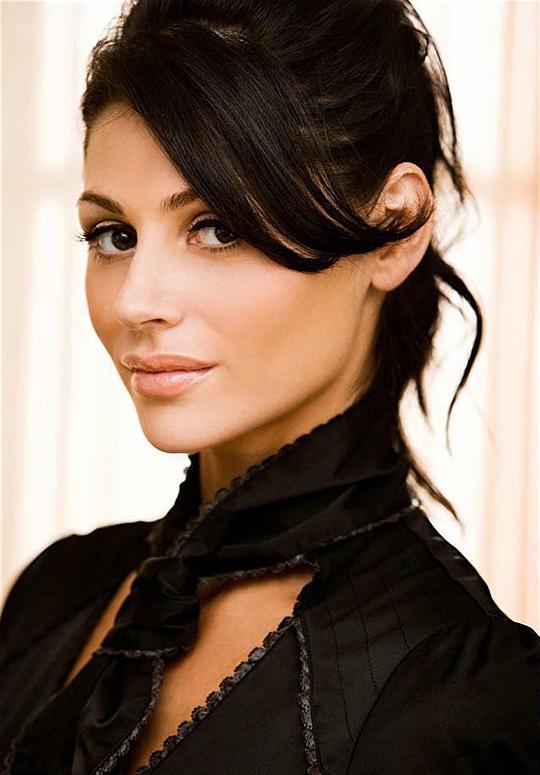 乔蕾·菲奥拉万蒂 Joleigh Fioravanti