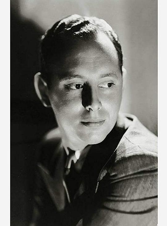 J·沃尔特·鲁本 J. Walter Ruben