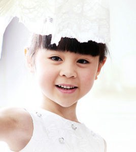 张雅涵 Yahan Zhang