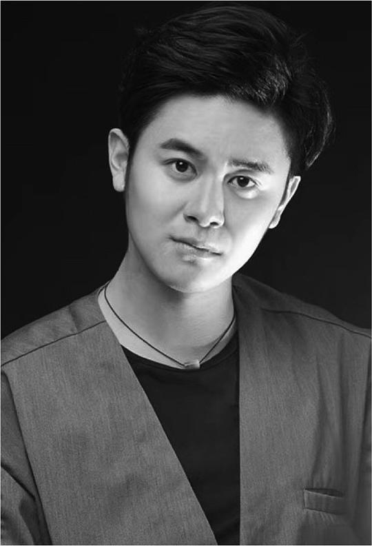 李木乙 Muyi Li