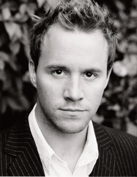 Christopher Pizzey Christopher Pizzey