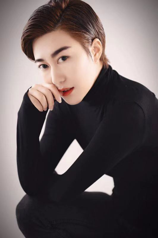 闻婷 Ting Wen