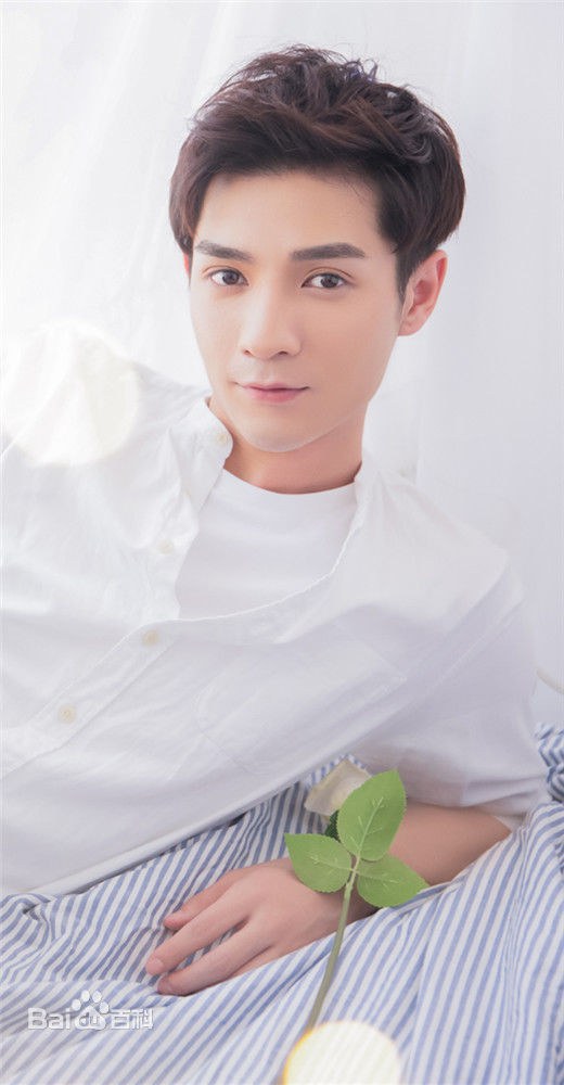 秦亦铭 Yiming Qin