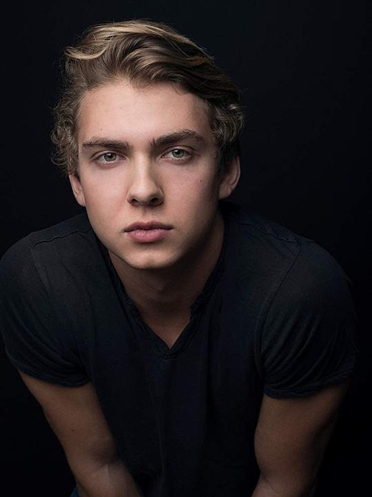 大卫·李维 David Levi