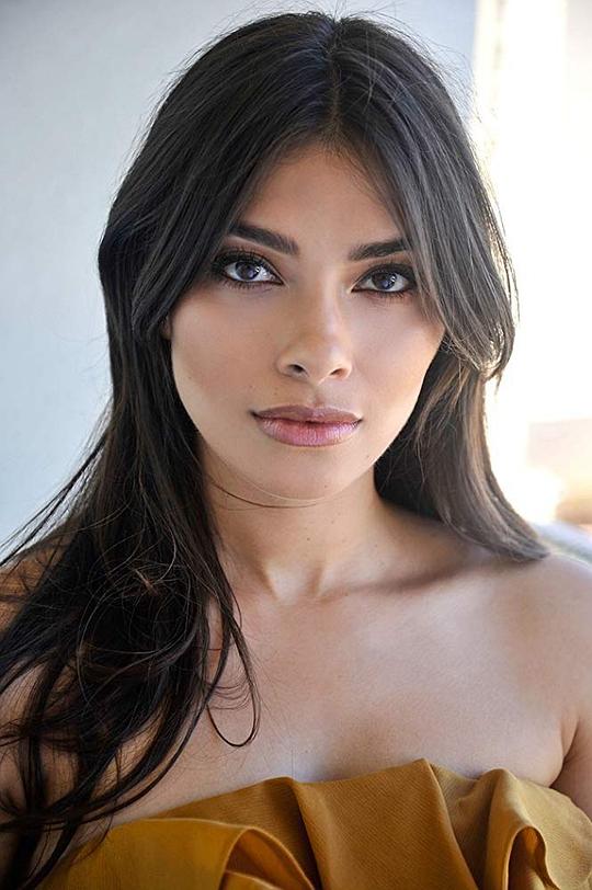 阿玛莉·沃德 Amali Ward