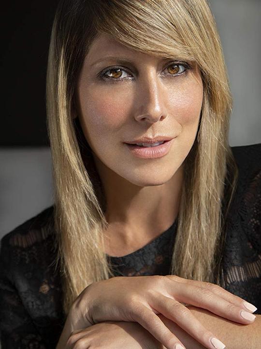 卡琳娜·容克 Karina Junker